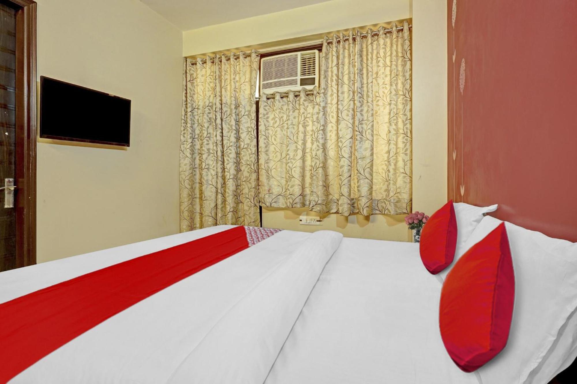 Hotel O A.K Palace 新德里 外观 照片